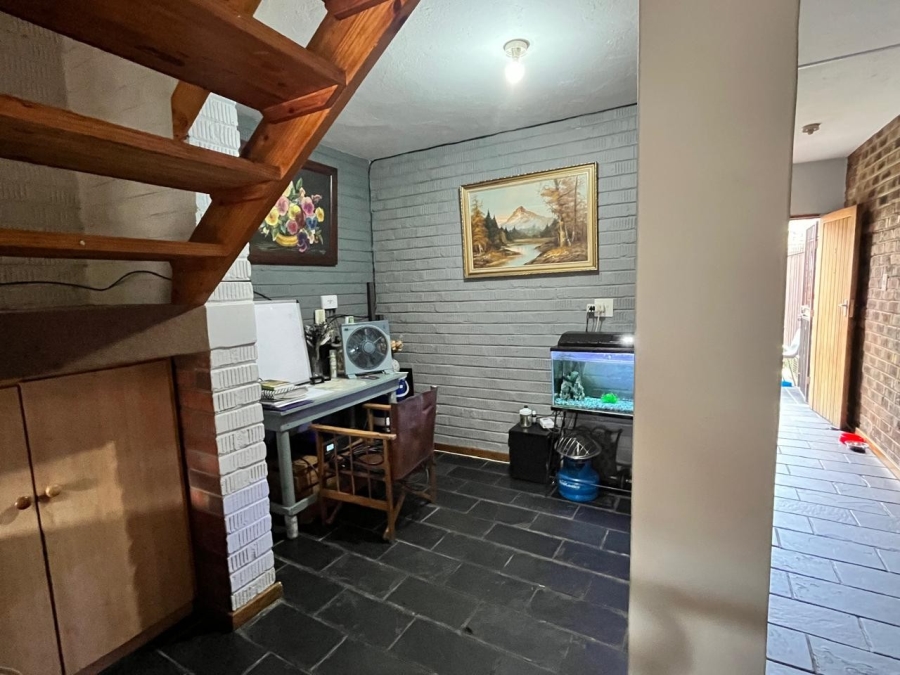 2 Bedroom Property for Sale in Pretorius Kloof Free State